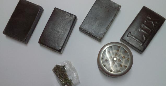 Ultime notizie di Cronaca in Abruzzo - DROGA: ARRESTATO 21ENNE CON 200 GRAMMI HASCISC Ultime notizie di Cronaca in Abruzzo - DROGA: ARRESTATO 21ENNE CON 200 GRAMMI HASCISC