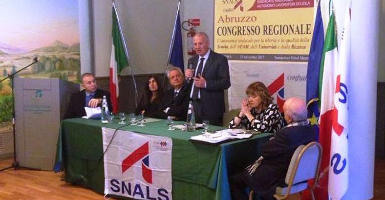 Politica Abruzzo - SCUOLA: DI PANGRAZIO A CONVEGNO SNALS SULMONA Politica Abruzzo - SCUOLA: DI PANGRAZIO A CONVEGNO SNALS SULMONA