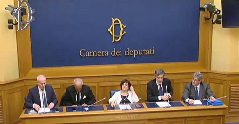 Politica Abruzzo - ON. PEZZOPANE SU DECRETO TERREMOTO, GOVERNO METTE BAVAGLIO Politica Abruzzo - ON. PEZZOPANE SU DECRETO TERREMOTO, GOVERNO METTE BAVAGLIO