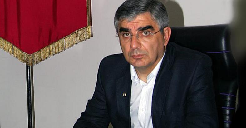 Politica Abruzzo - ABRUZZO: D'ALFONSO INCOMPATIBILE, ENTRO LUNEDI' OPZIONE Politica Abruzzo - ABRUZZO: D'ALFONSO INCOMPATIBILE, ENTRO LUNEDI' OPZIONE