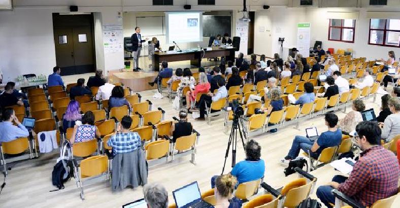 Politica Abruzzo - IMPRESE: SOSTENIBILITA' E' STRATEGICA PER SVILUPPO ABRUZZO Politica Abruzzo - IMPRESE: SOSTENIBILITA' E' STRATEGICA PER SVILUPPO ABRUZZO