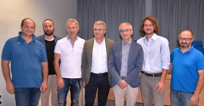 Politica Abruzzo - ZOOTECNIA: NASCE CONSORZIO TUTELA MAIALE NERO ABRUZZO Politica Abruzzo - ZOOTECNIA: NASCE CONSORZIO TUTELA MAIALE NERO ABRUZZO