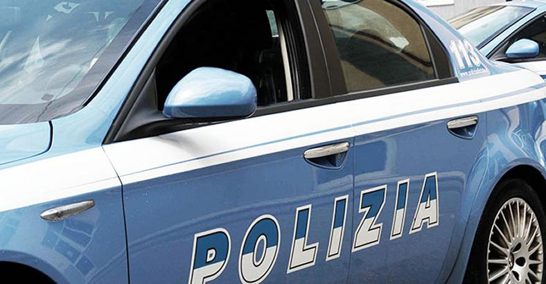 Cronaca Abruzzo - 74ENNE MALMENATO E RAPINATO IN CASA DI SOLDI E ROLEX Cronaca Abruzzo - 74ENNE MALMENATO E RAPINATO IN CASA DI SOLDI E ROLEX