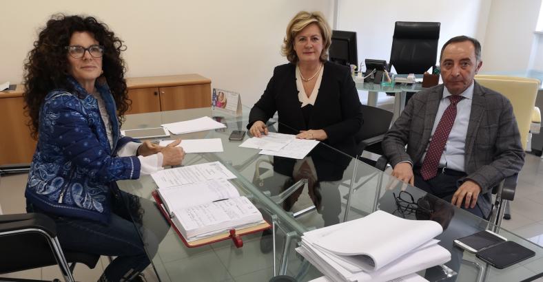 notizie Abruzzo - SANITA': ASS. VERI' VISITA DIREZIONE ASL2