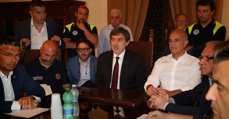 Politica Abruzzo - MALTEMPO: MARSILIO A RIUNIONE TECNICA COC PESCARA Politica Abruzzo - MALTEMPO: MARSILIO A RIUNIONE TECNICA COC PESCARA