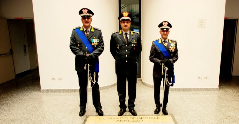 notizie Abruzzo - GUARDIA DI FINANZA: D'ALFONSO A COMANDO REGIONALE ABRUZZO