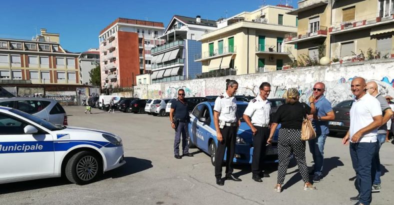 notizie Abruzzo - DEGRADO URBANO: BLITZ ANTI HOMELESS A PESCARA
