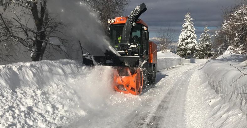 notizie Abruzzo - VIABILITA': ABRUZZO, SCATTA OBBLIGO CATENE O PNEUMATICI DA NEVE