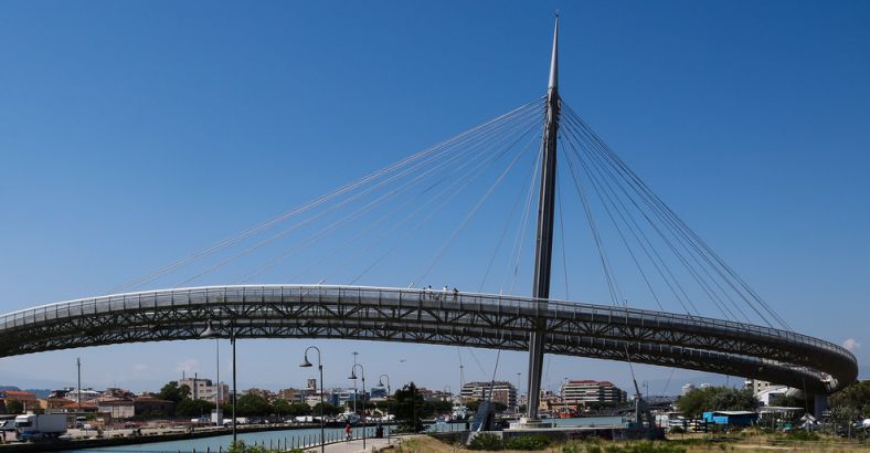 Politica Abruzzo - PESCARA: PONTE DEL MARE COMPIE 10 ANNI Politica Abruzzo - PESCARA: PONTE DEL MARE COMPIE 10 ANNI