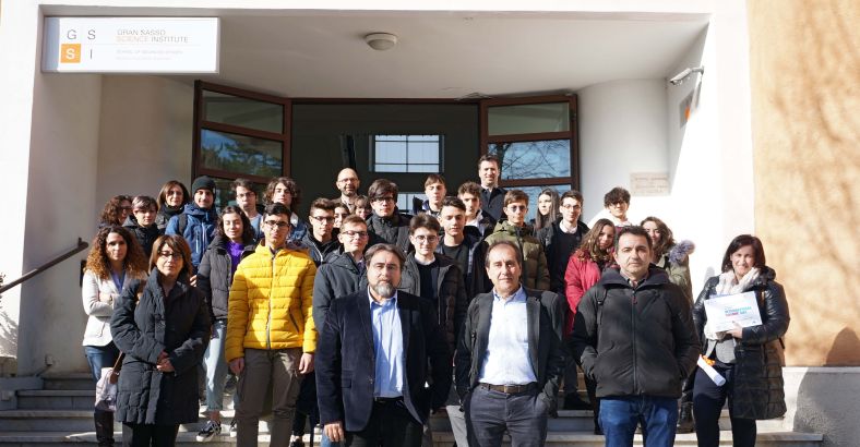notizie Abruzzo - RICERCA: GSSI, PREMIATI STUDENTI CONCORSO COSMIC DAY