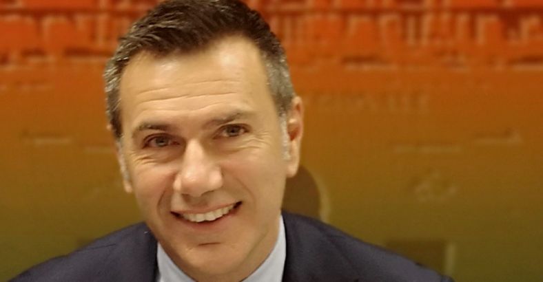 Politica Abruzzo - TESTA SU LR CASE POPOLARI ABRUZZO, NESSUN PASSO INDIETRO Politica Abruzzo - TESTA SU LR CASE POPOLARI ABRUZZO, NESSUN PASSO INDIETRO