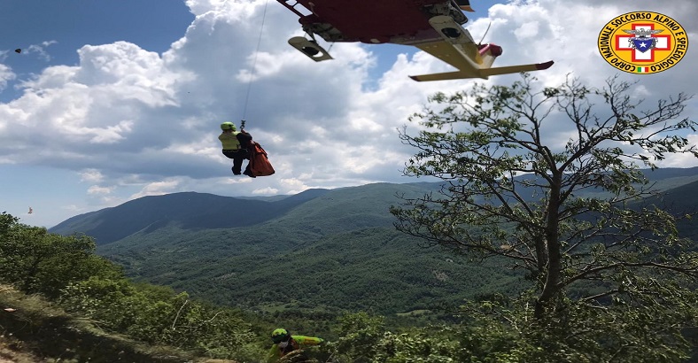Cronaca Abruzzo - MONTAGNA: CADE SULLA ROCCIA DURANTE ARRAMPICATA Cronaca Abruzzo - MONTAGNA: CADE SULLA ROCCIA DURANTE ARRAMPICATA
