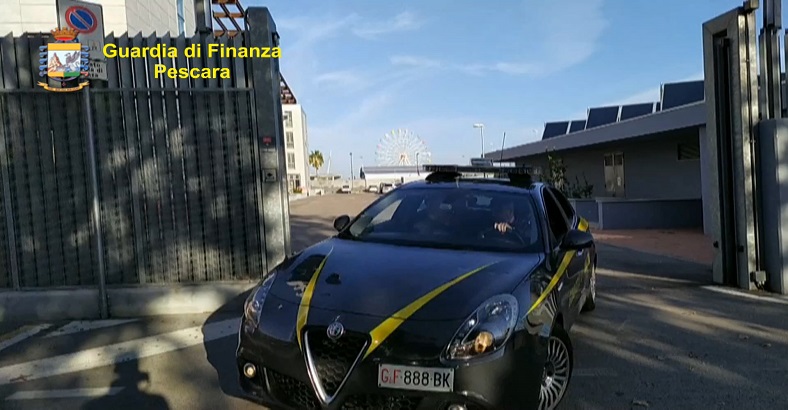 notizie Abruzzo - FINANZIAMENTO ILLECITO E TURBATIVA D'ASTA, ARRESTATI TRE POLITICI