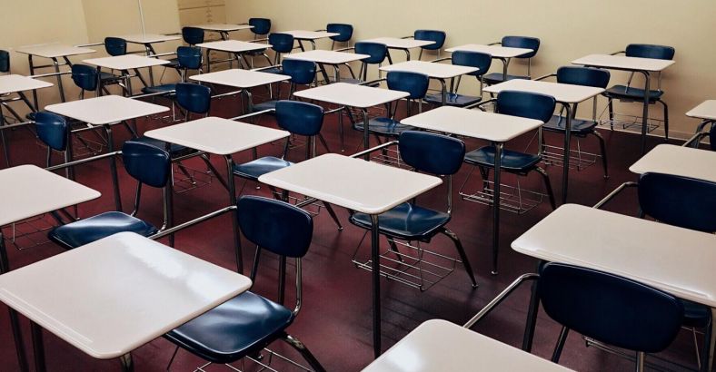 Politica Abruzzo - SCUOLA: IN ABRUZZO A LEZIONE DAL 24 SETTEMBRE Politica Abruzzo - SCUOLA: IN ABRUZZO A LEZIONE DAL 24 SETTEMBRE