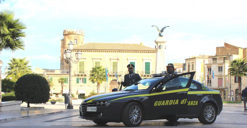 Ultime notizie di Cronaca in Abruzzo - REDDITO CITTADINANZA: GDF VASTO SCOPRE 5 FURBETTI Ultime notizie di Cronaca in Abruzzo - REDDITO CITTADINANZA: GDF VASTO SCOPRE 5 FURBETTI