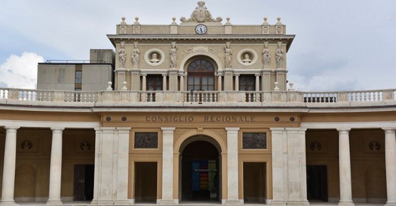 notizie Abruzzo - ABRUZZO: REGIONE HA ISTITUITO PREMIO FEDERICO CAFFE'