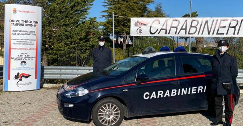 Ultime notizie di Cronaca in Abruzzo - CORONAVIRUS: CARABINIERI AVVIANO DRIVE-IN TAMPONI A VASTO Ultime notizie di Cronaca in Abruzzo - CORONAVIRUS: CARABINIERI AVVIANO DRIVE-IN TAMPONI A VASTO