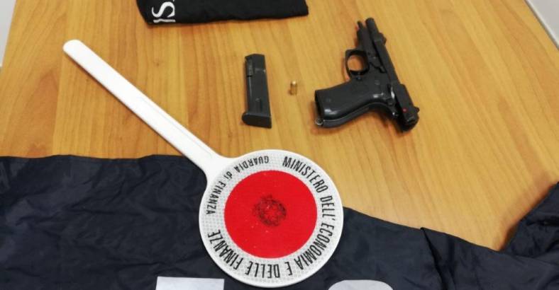 Ultime notizie di Cronaca in Abruzzo - DROGA E ARMI TRA LOMBARDIA E ABRUZZO, 3 ARRESTI Ultime notizie di Cronaca in Abruzzo - DROGA E ARMI TRA LOMBARDIA E ABRUZZO, 3 ARRESTI