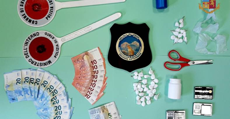 Ultime notizie di Cronaca in Abruzzo - DROGA: POLIZIA ARRESTA PER SPACCIO 2 MAROCCHINI Ultime notizie di Cronaca in Abruzzo - DROGA: POLIZIA ARRESTA PER SPACCIO 2 MAROCCHINI