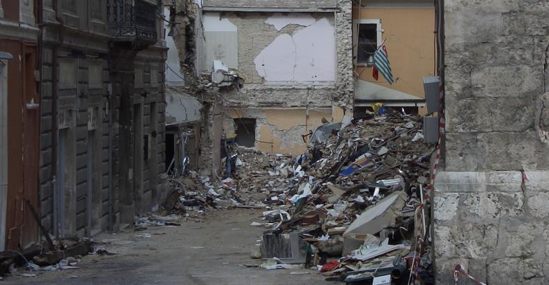10 anni terremoto Abruzzo - 6 aprile 2009 - foto 10 10 anni terremoto Abruzzo - 6 aprile 2009 - foto 10