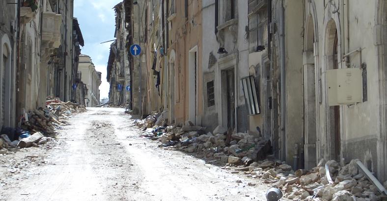 10 anni terremoto Abruzzo - 6 aprile 2009 - foto 20 10 anni terremoto Abruzzo - 6 aprile 2009 - foto 20