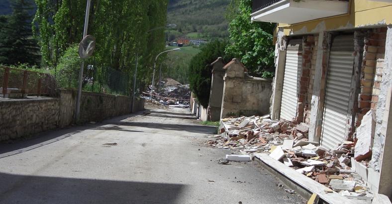 10 anni terremoto Abruzzo - 6 aprile 2009 - foto 31