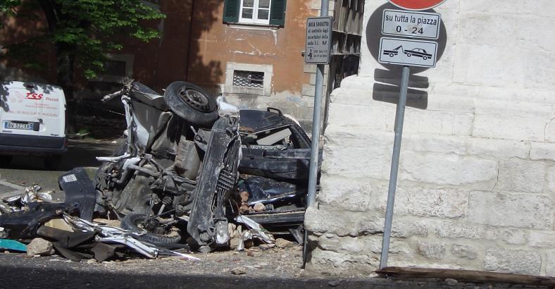 10 anni terremoto Abruzzo - 6 aprile 2009 - foto 4